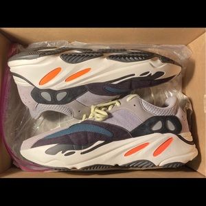 Yeezy 700 Wave Runner